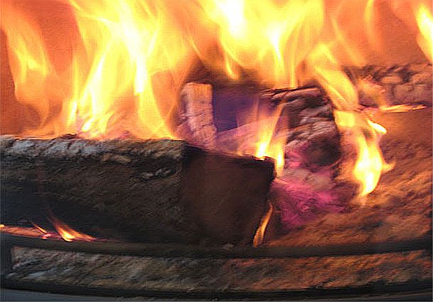 Richtig anfeuern: Feuer und Wärme genießen