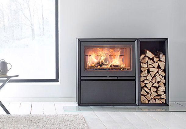 Contura 310 schwarz mit seitlichem Holzfach und Schublade