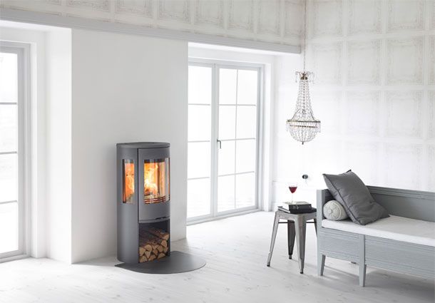 Contura 556 Style in Stahl grau mit drei Scheiben